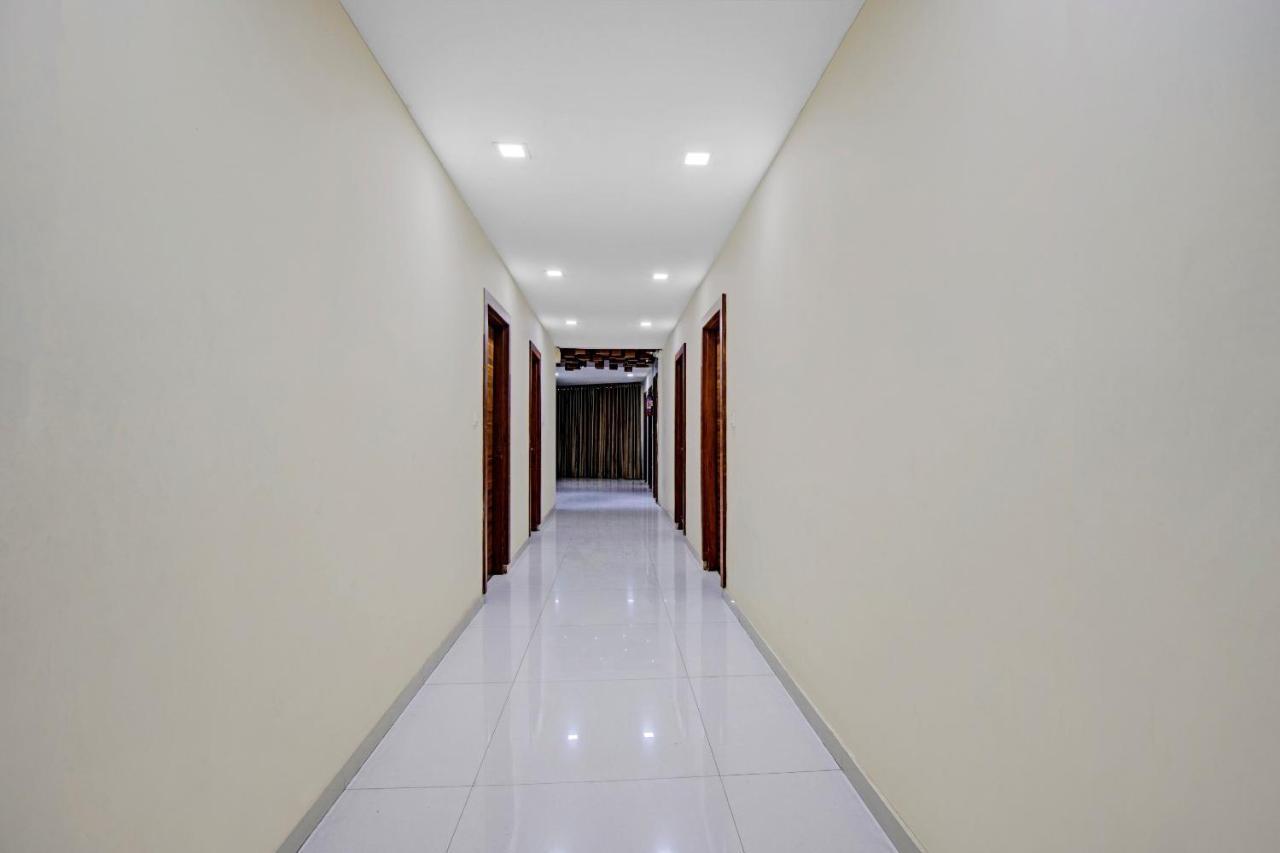 Hotel Navjivan Himatnagar Esterno foto